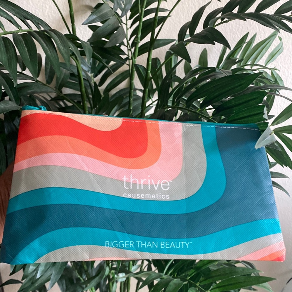 Thrive Causemetics Follow Your Own Path Makeup Bag